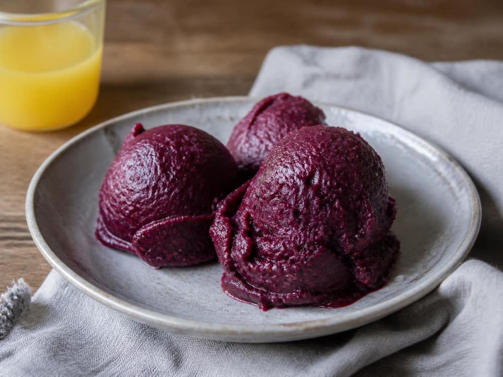 Bosbessensorbet met sinaasappel
